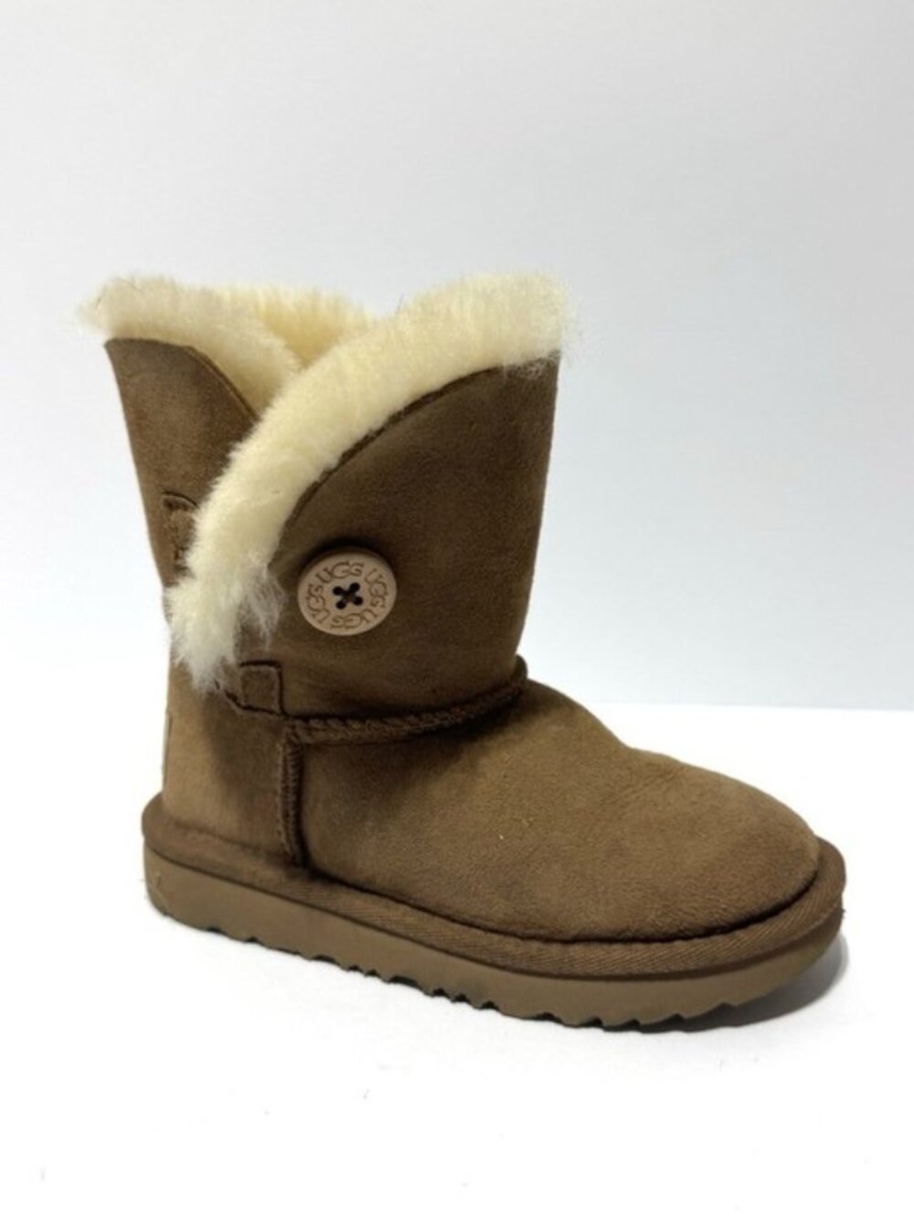 UGG Bailey Button II Boots Chestnut Size 9 M Toddler